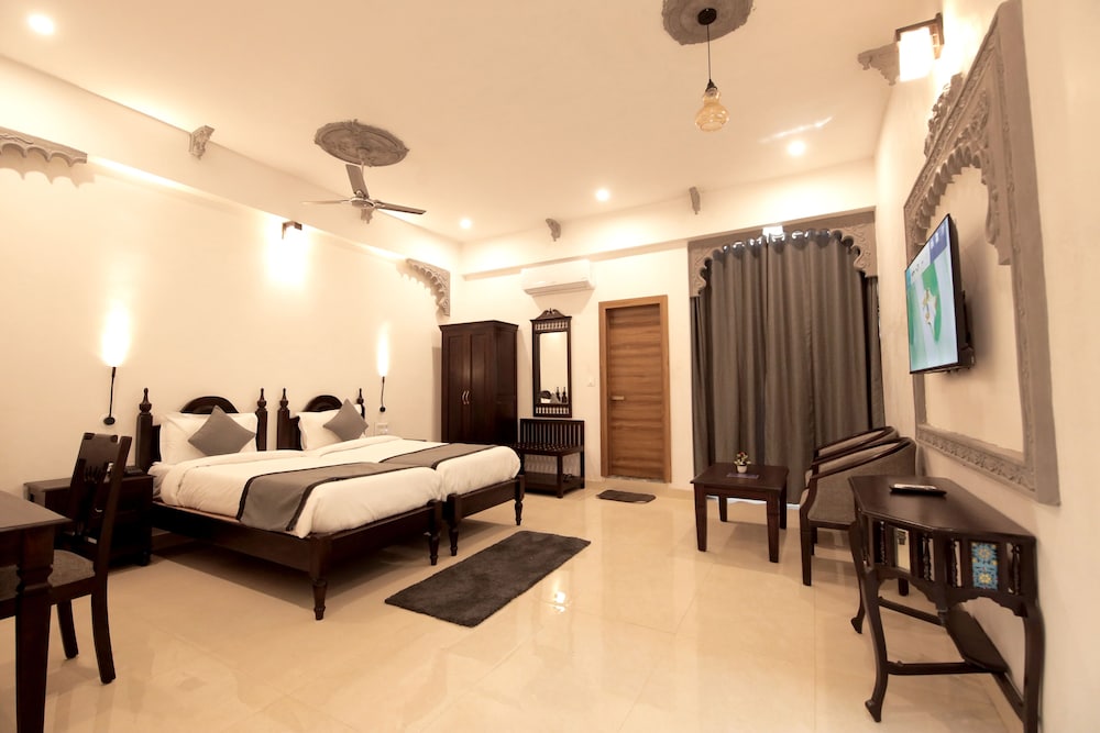 Royal Room - Photo 4