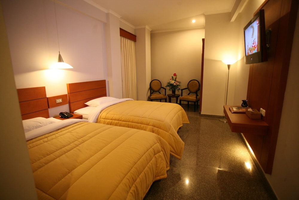 Deluxe Twin Room Only photo 3