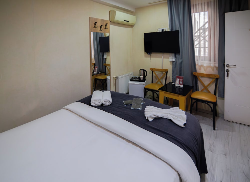 Basic Room photo 2