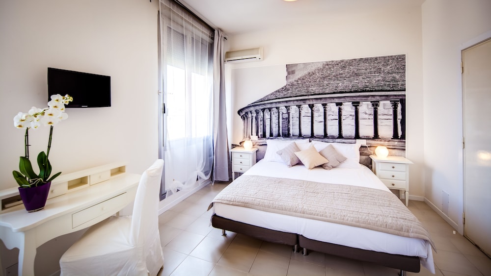 Comfort Triple Room, City View photo 1