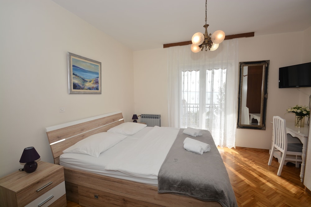 Classic Double Room, Sea View