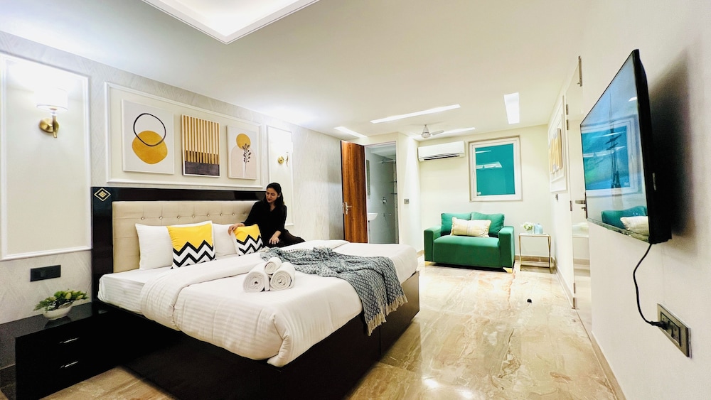 2 Bedroom Suite - Photo 16