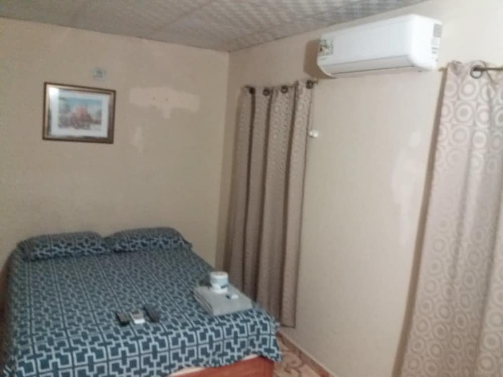 Classic Double Room, Multiple Beds, Non Smoking photo 1