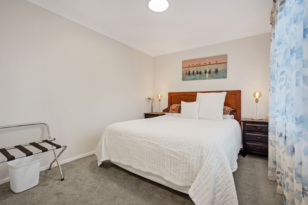 Deluxe Double Room - Photo 1