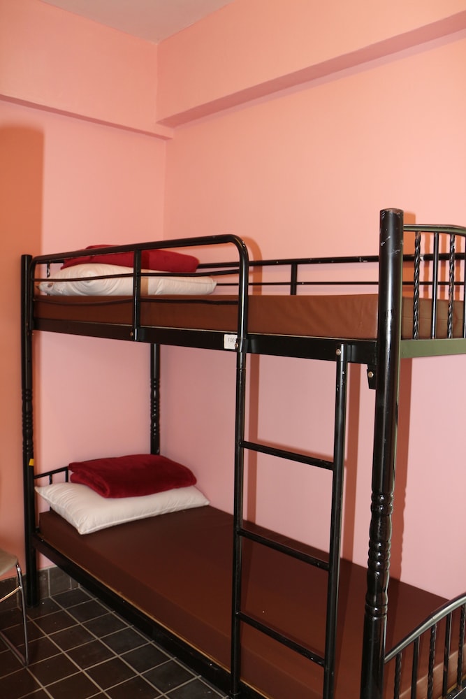 Basic Shared Dormitory, Mixed Dorm photo 2