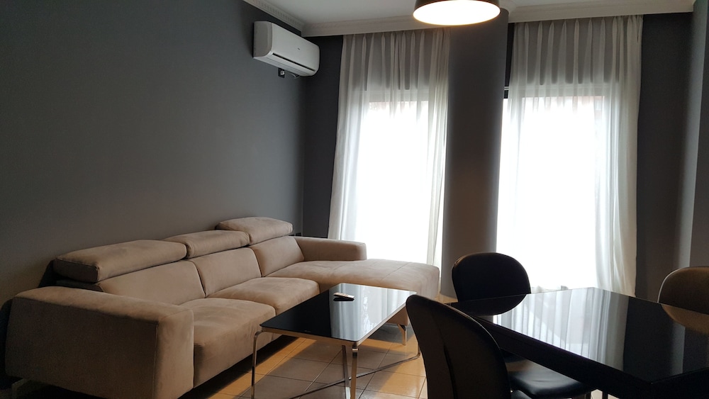 Family Apartment, 1 Bedroom, Kitchen, City View photo 1