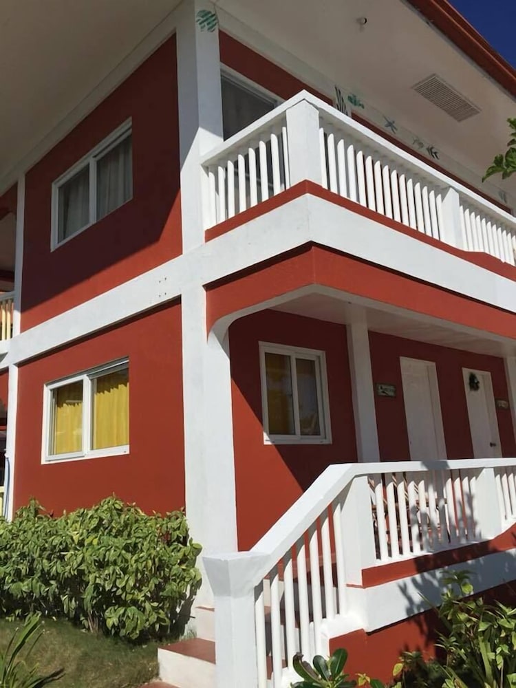 Deluxe Room (Front View) photo 2