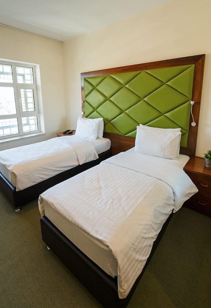 Deluxe Double or Twin Room, 1 Bedroom - Photo 6