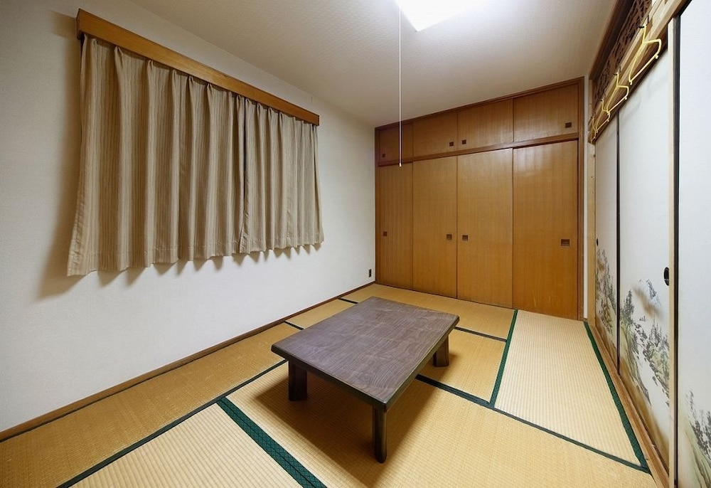 Private Japanese Style Room photo 2