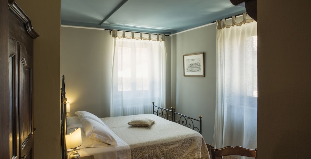 Standard Room photo 3