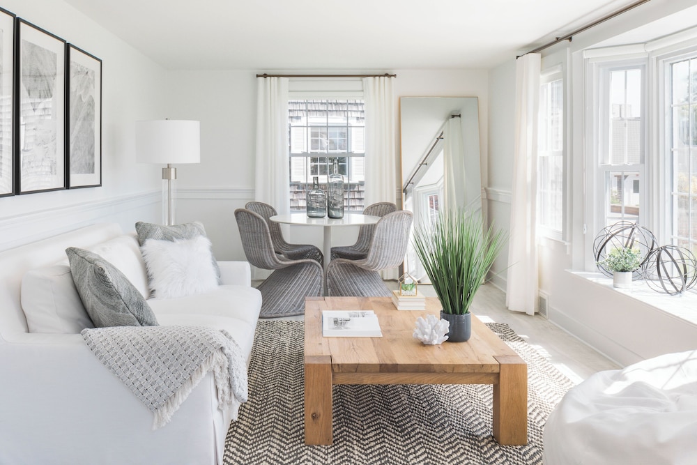 Lark Suite photo 1