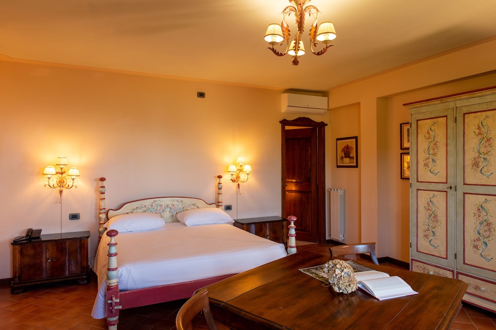 Suite - Photo 4