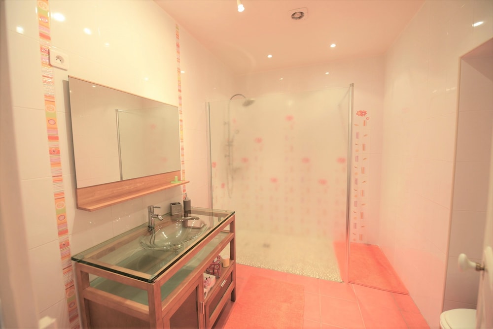 Double Room (Rose) photo 2