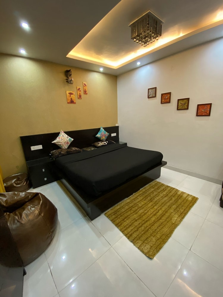 Superior Double Room, Balcony, Hill View photo 2