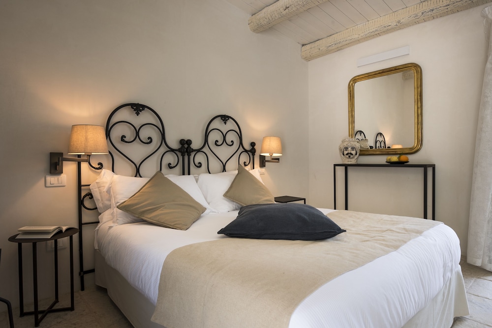 Junior Suite, 1 Queen Bed, Private Pool, Garden Area, Adult Only