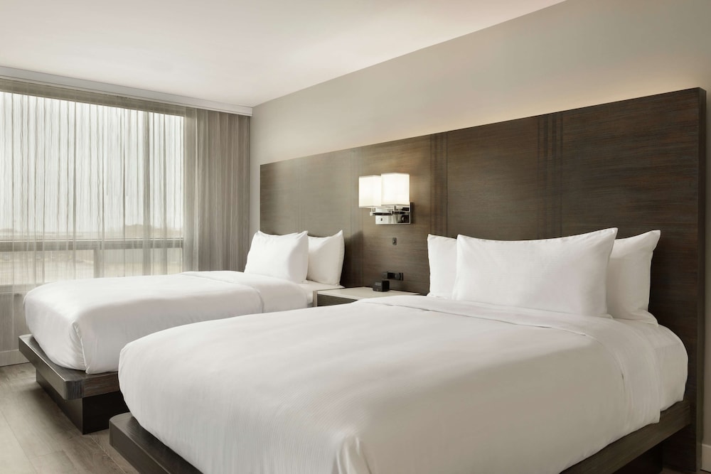 Suite, 2 Queen Beds - Photo 1