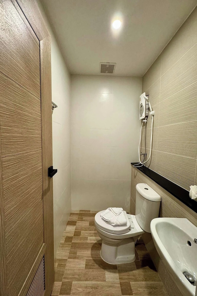 Standard Double Room, Balcony - Photo 3
