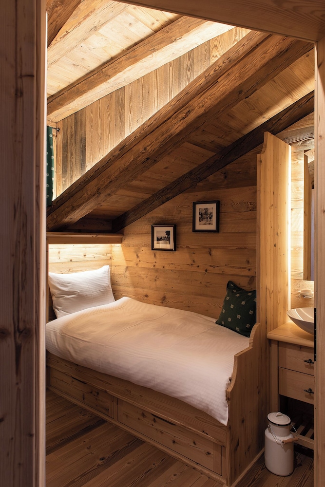 Classic Single Room