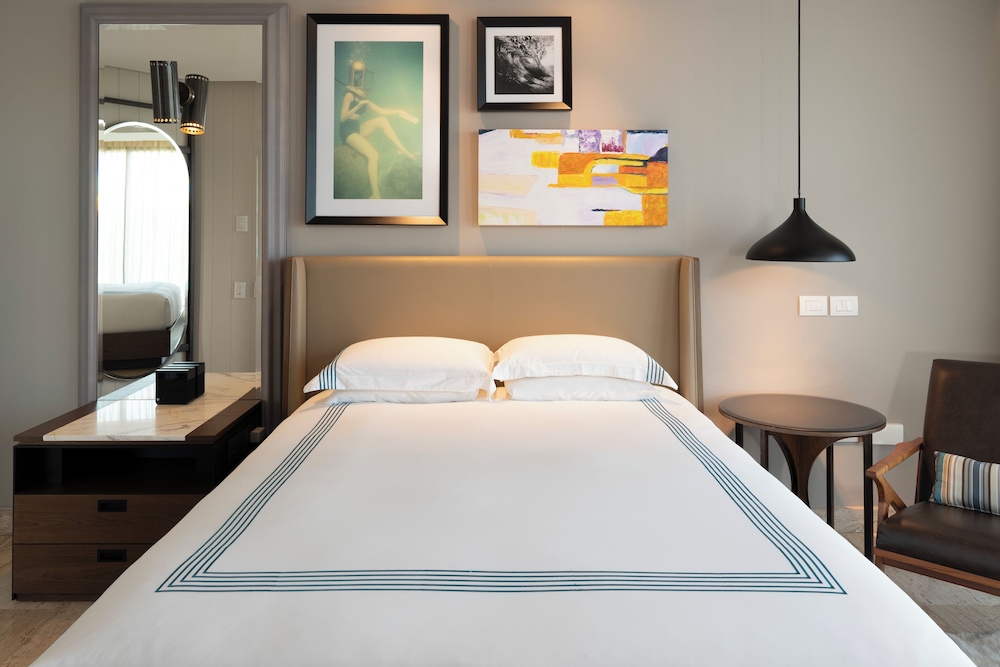 Available room