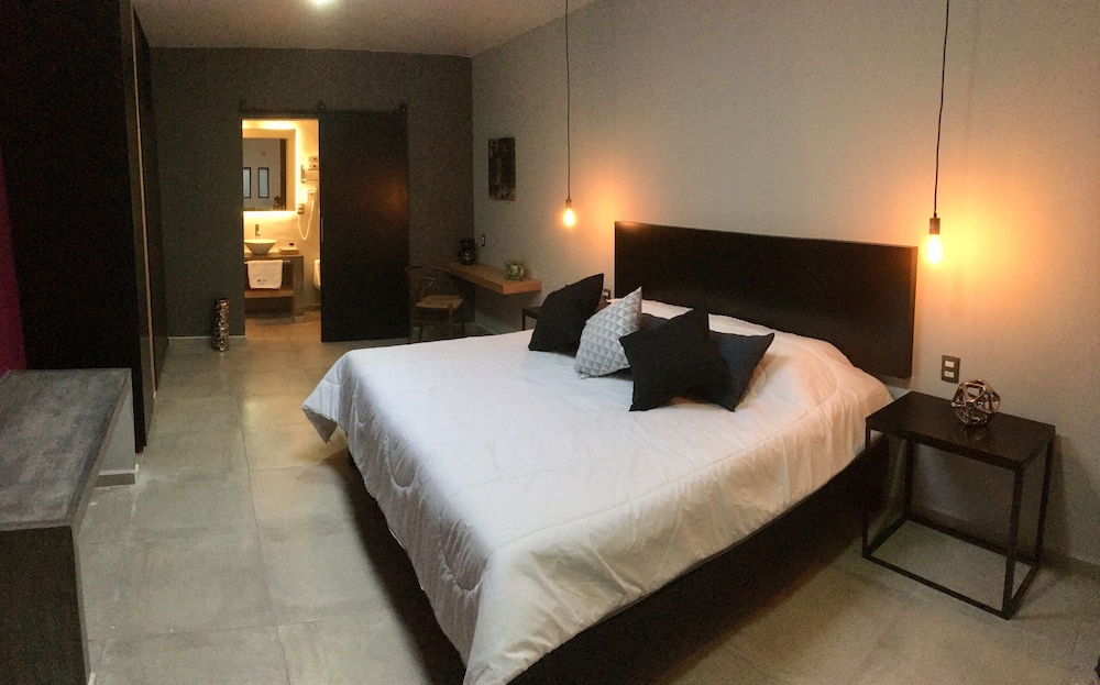 Junior Suite, 1 King Bed photo 2