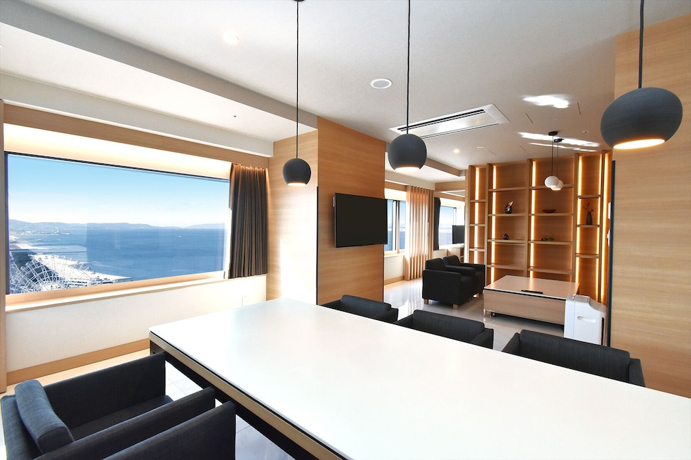 Deluxe Suite - Photo 2