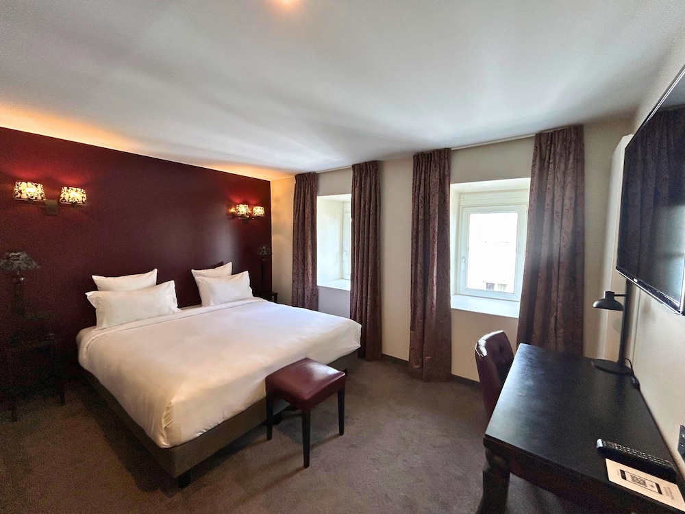 Chambre Double Supérieure Annexe 1 lit double ou 2 lits jumeaux