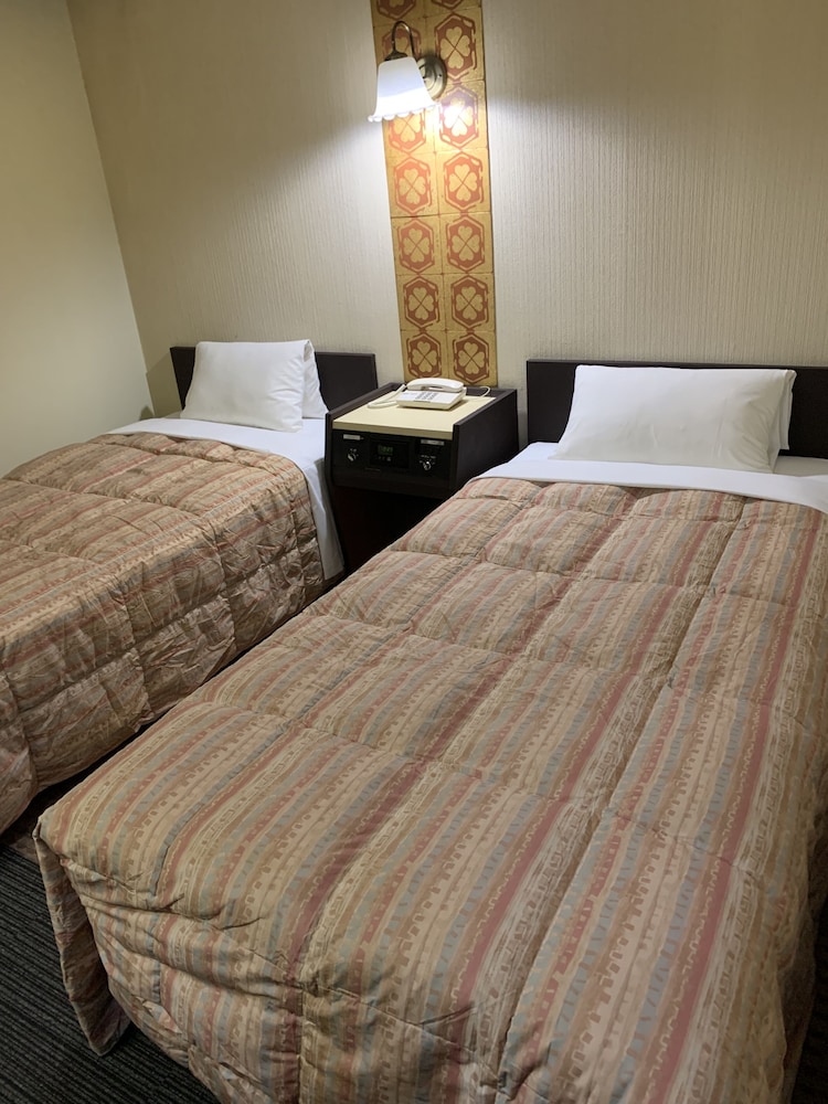 Twin Room, Non Smoking - Photo 2