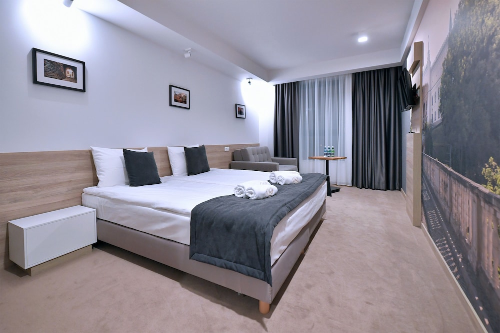 Deluxe Double Room - Photo 4