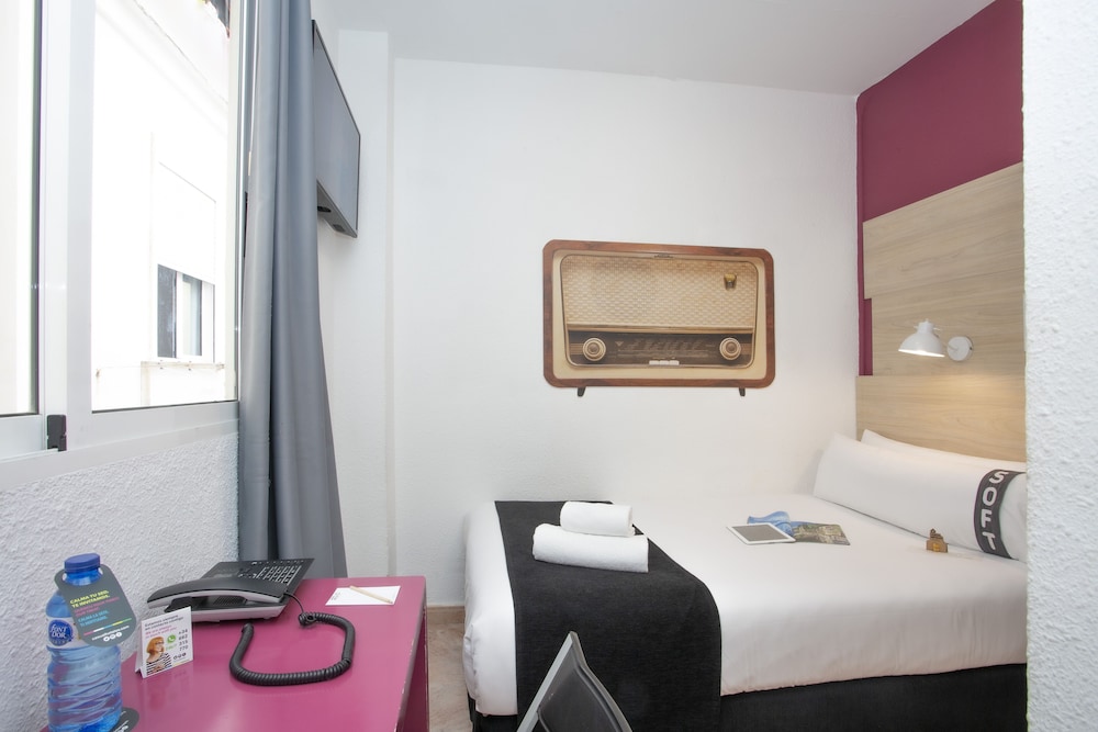 Basic Single Room