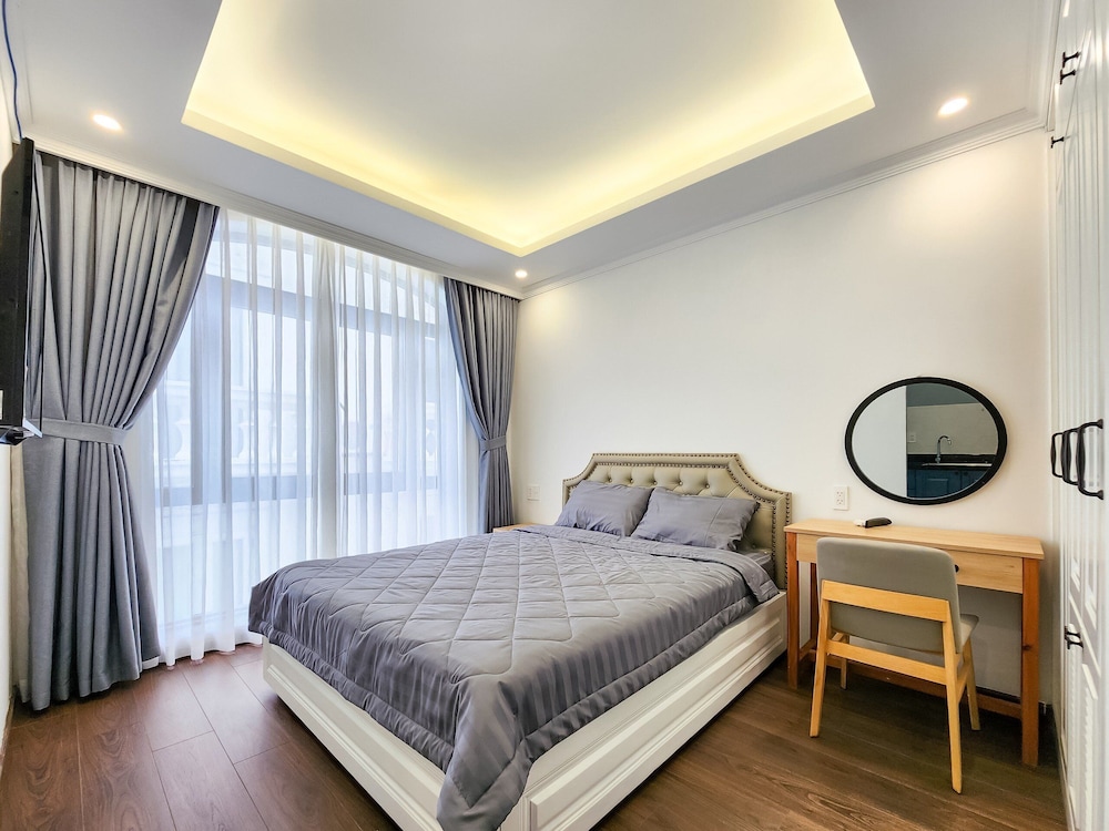 Standard Room, 1 Queen Bed