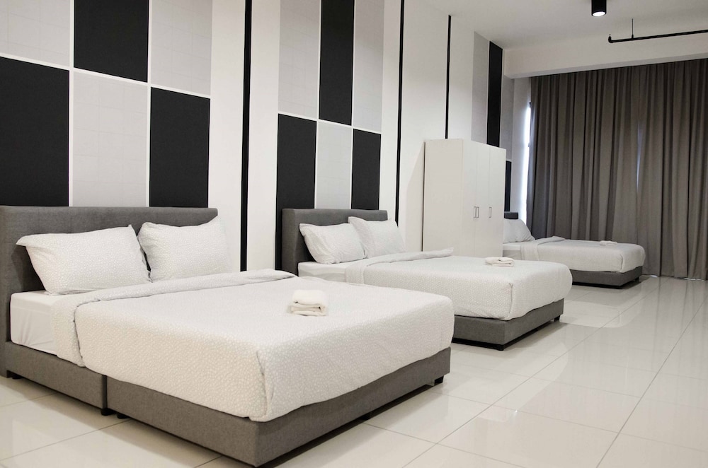 Studio with Three Beds