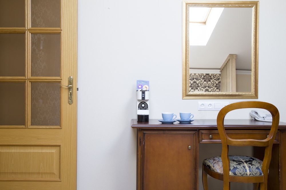 Superior Double or Twin Room photo 3