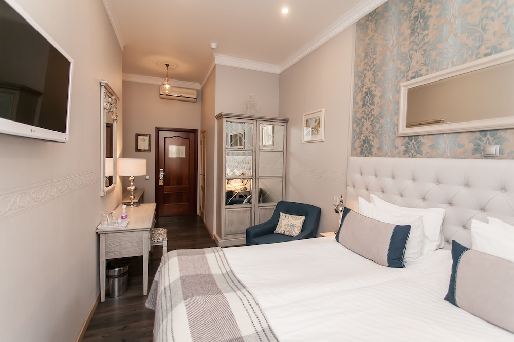 Standard Room, River View photo 1