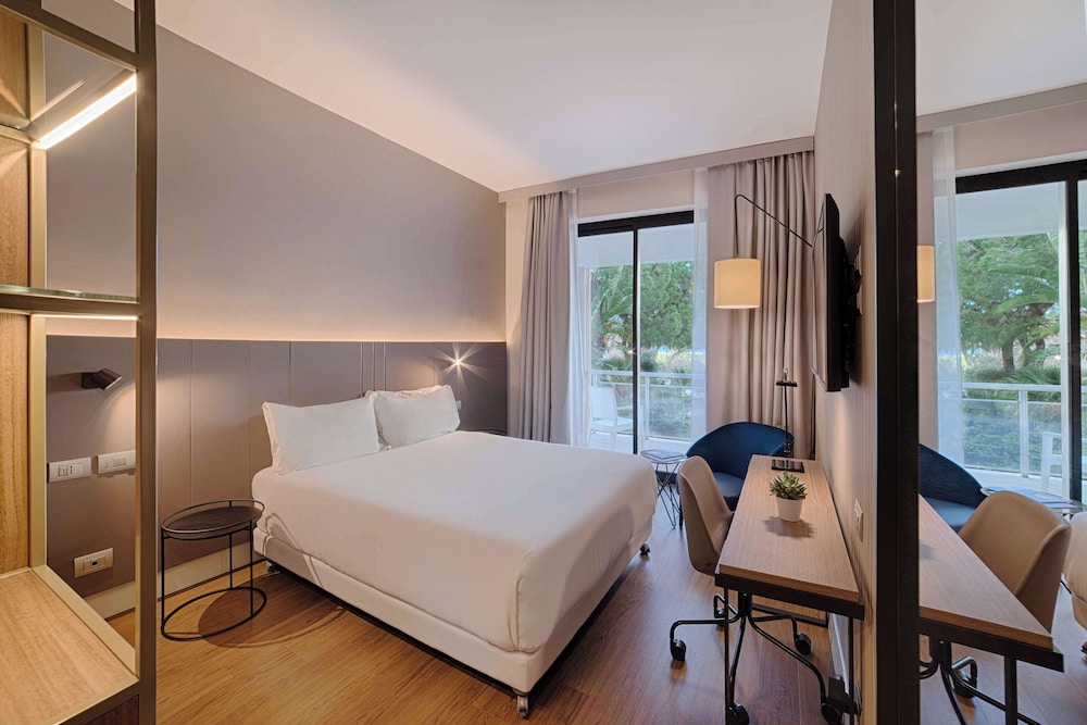 Superior Room, Terrace (View)