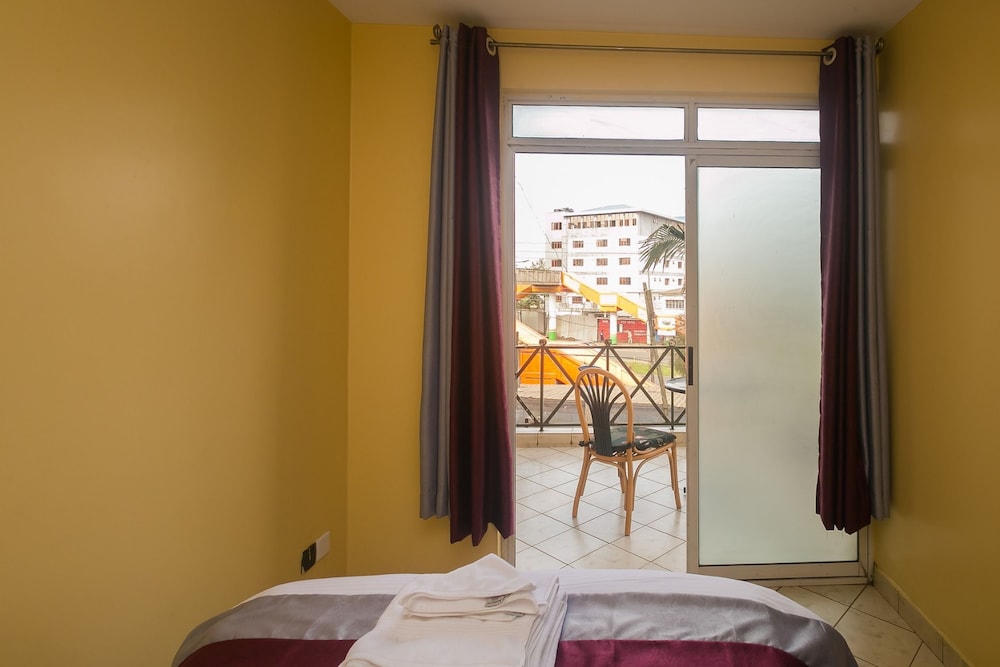 Deluxe Double Room - Photo 20