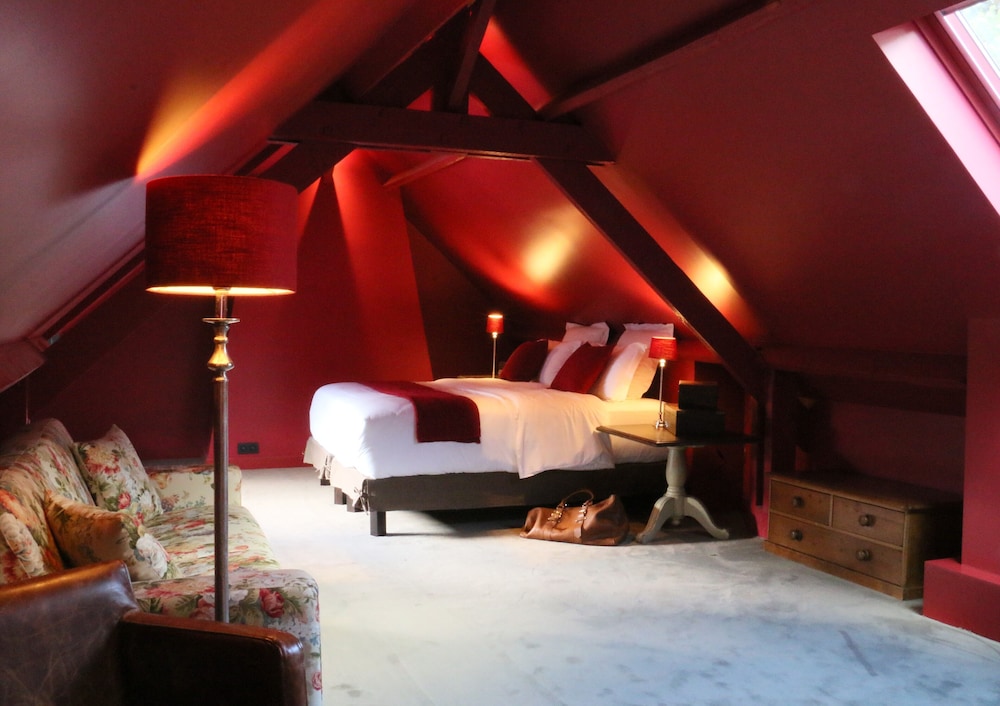 Privilege Room - Photo 1