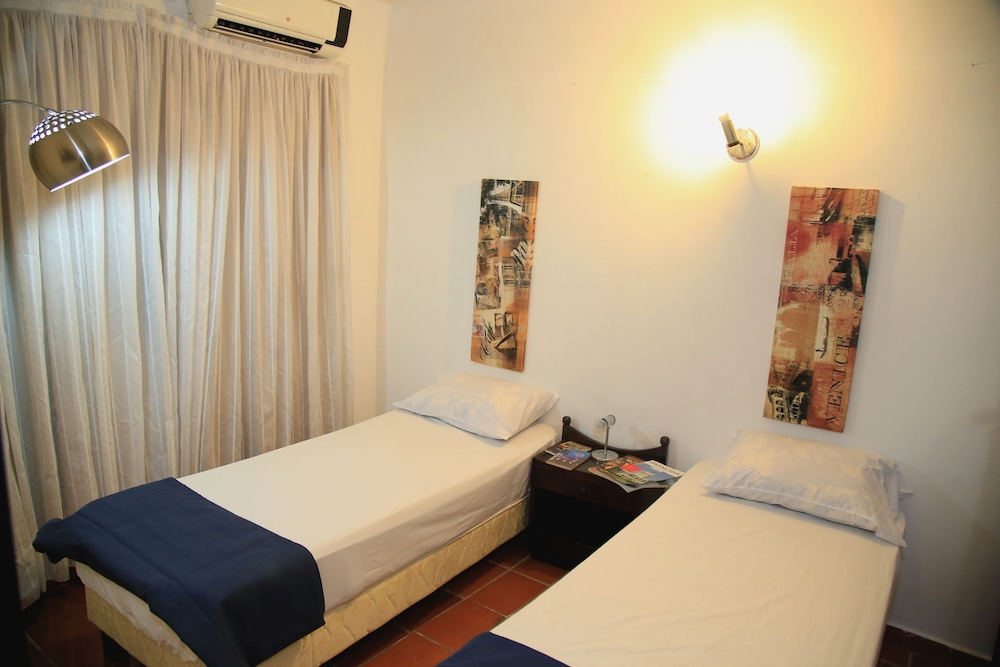 Twin Room, 2 Twin Beds