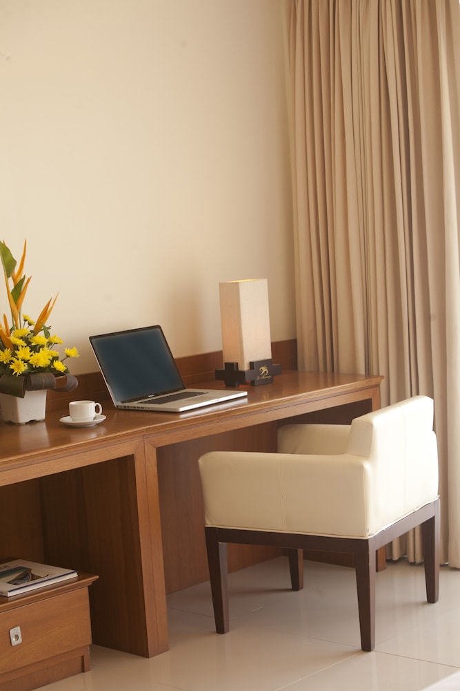 Deluxe Twin Room - Photo 8