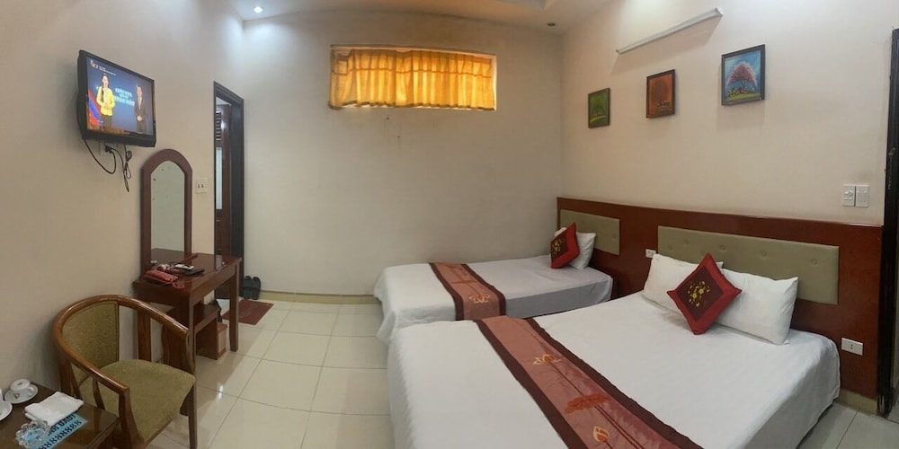 Deluxe Triple Room photo 2