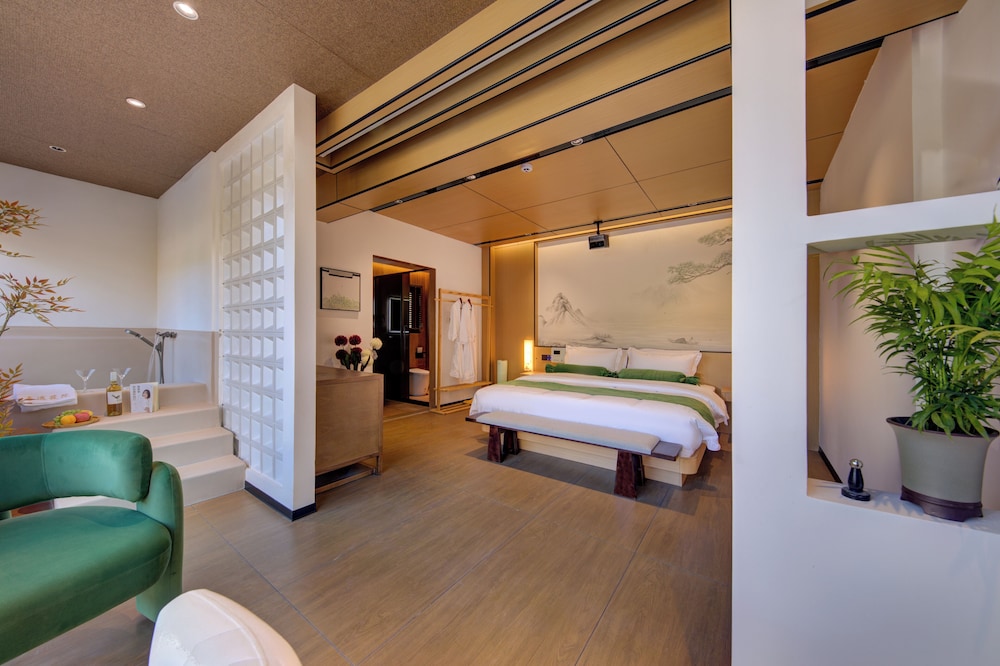 Superior Double Room, Mountain View