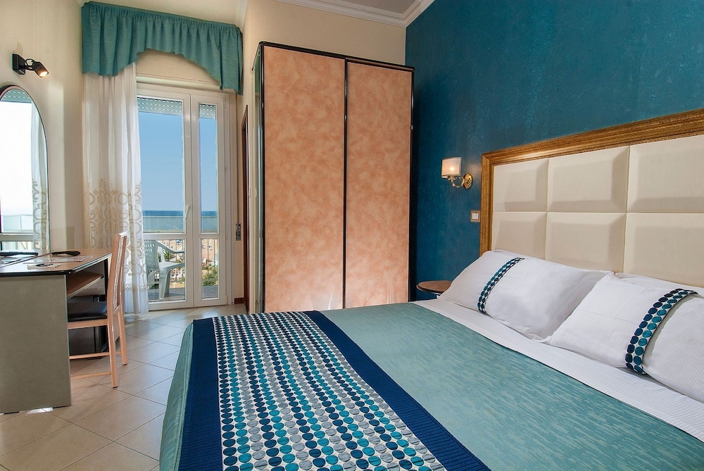 Superior Quadruple Room