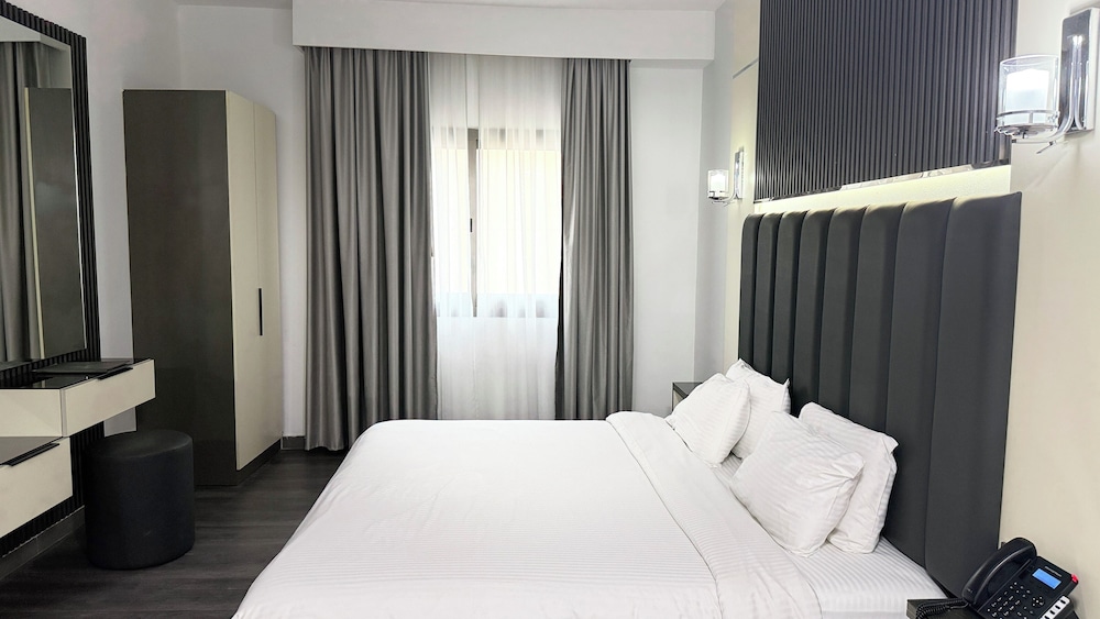 Standard Double Room, 1 King Bed photo 1