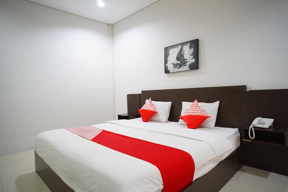 Deluxe Double Room - Photo 9