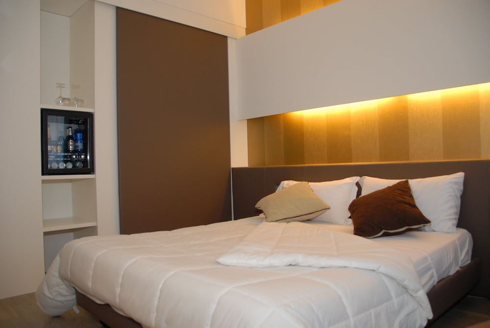 Superior Double or Twin Room - Photo 7