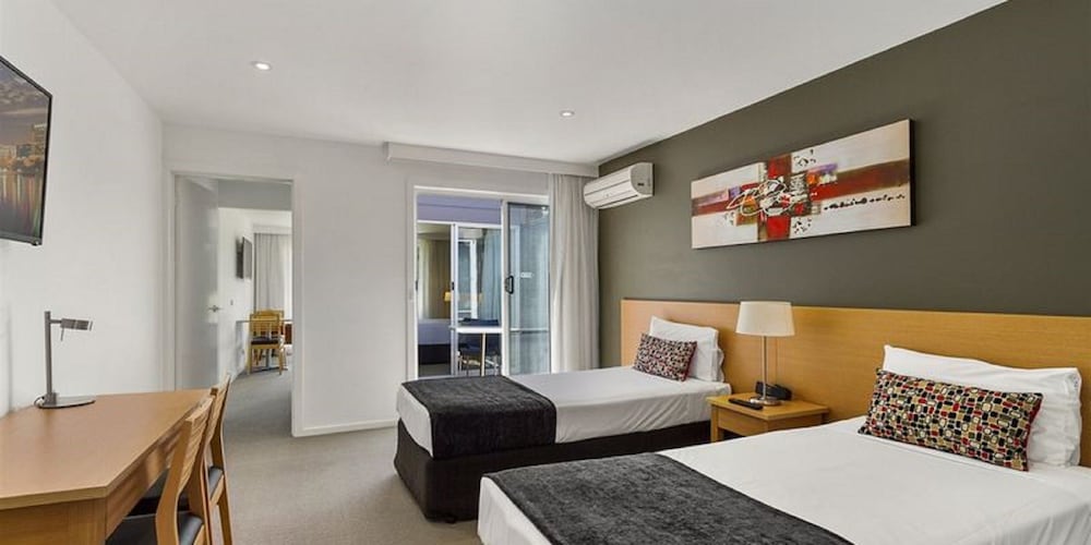 Two Bedroom Suite photo 2