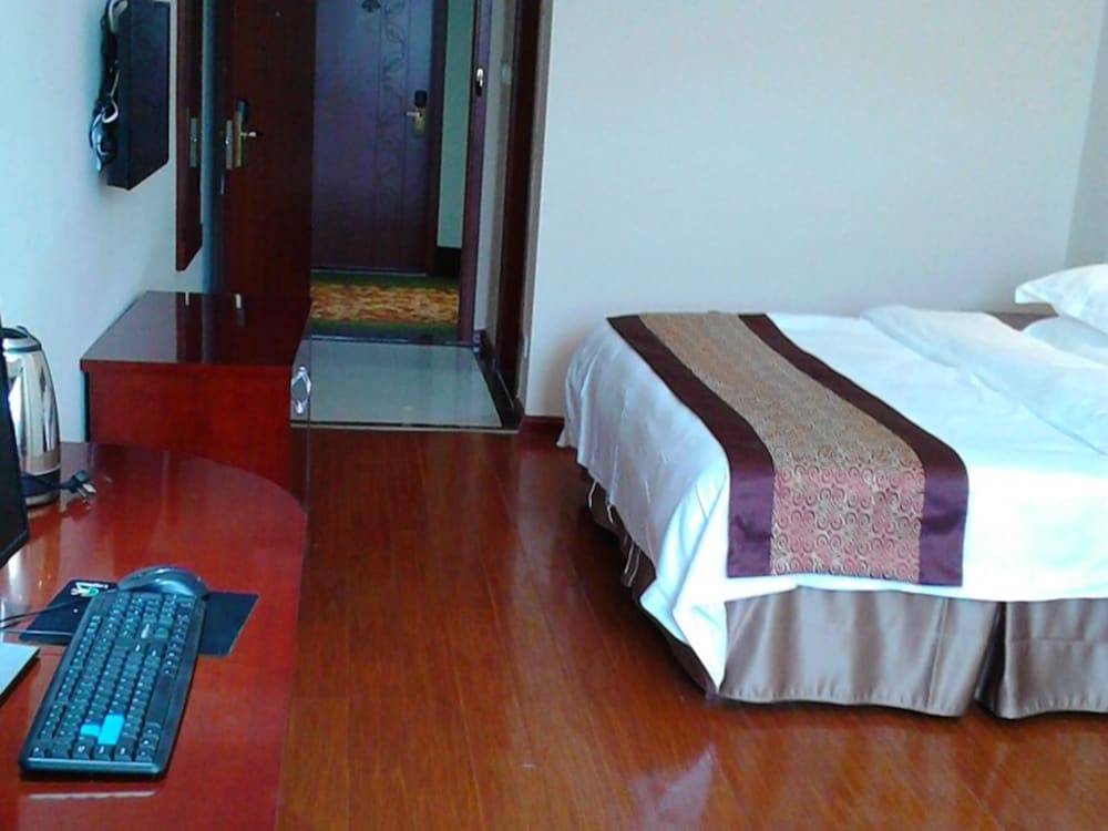 Standard Double Room photo 3