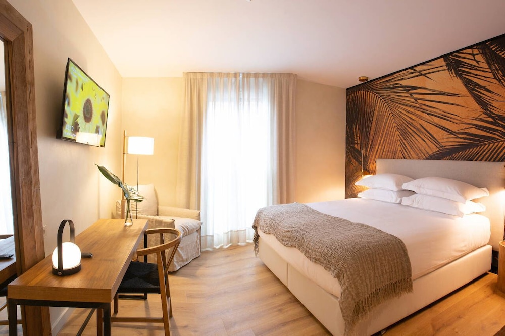 Premium Double Room