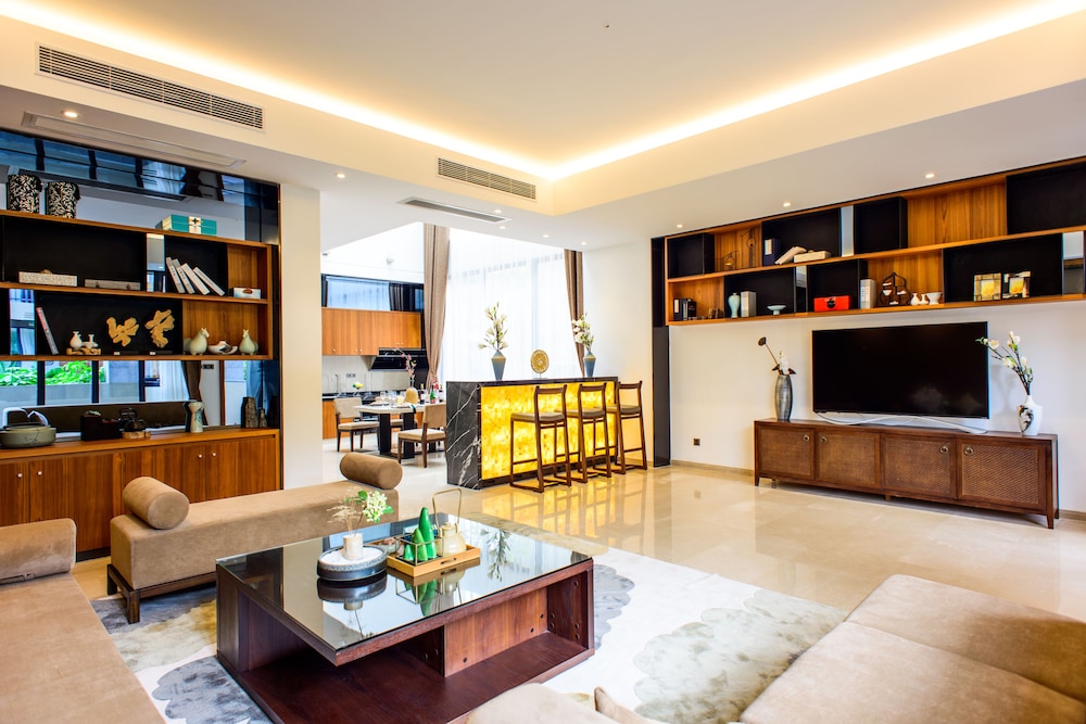 Villa C photo 2