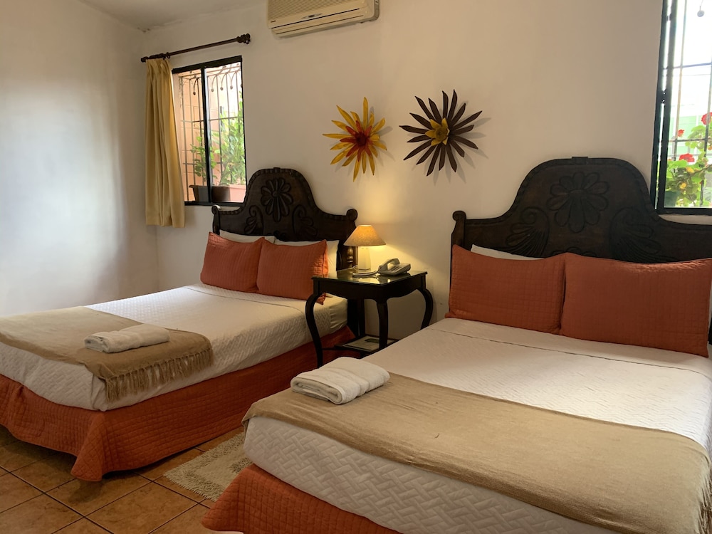 Double Room (Two Double Beds) photo 1