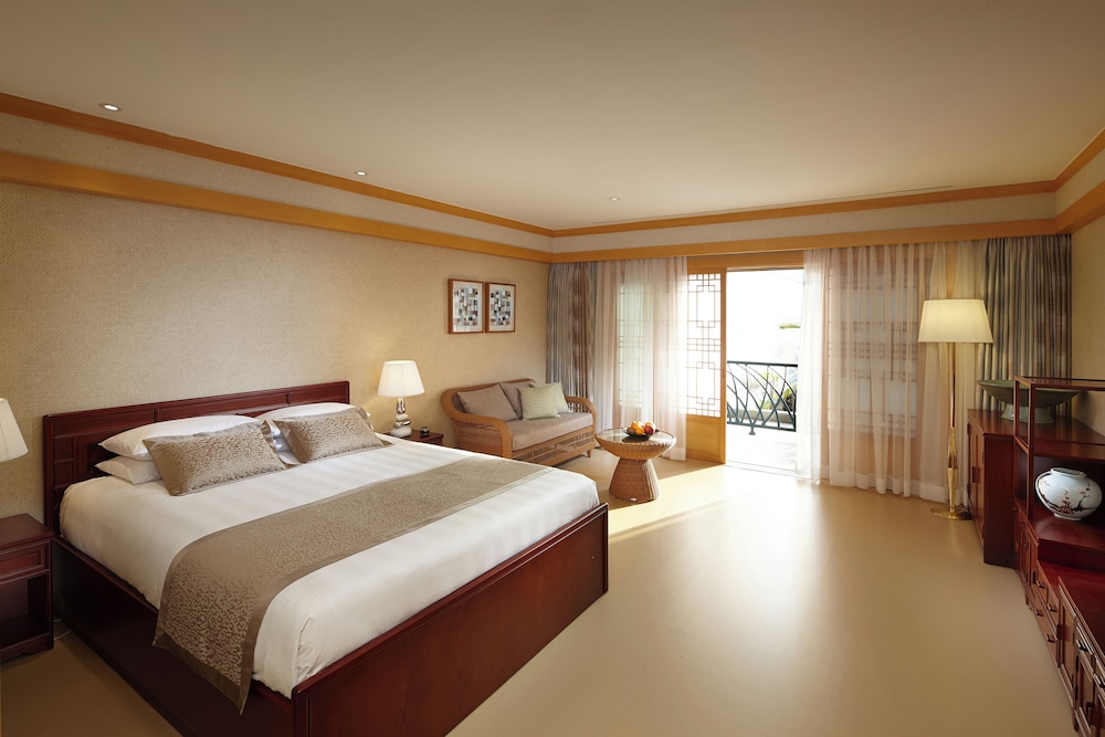 Deluxe Room (Ondol Garden) - Photo 1